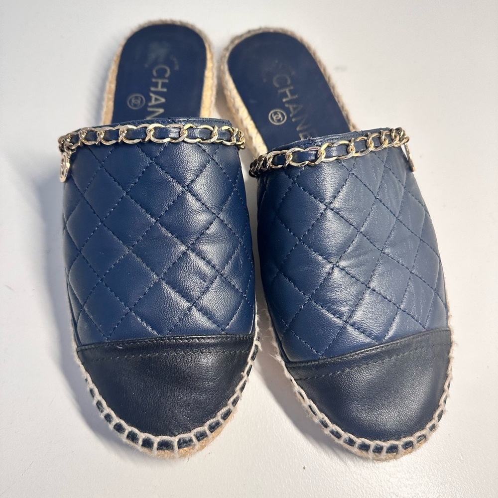 Chanel shoe